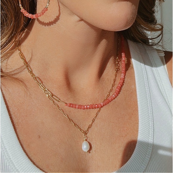 BUNDLE Classic Pearl Necklace Gold Paperclip Chain AND Moonstone Stud Earrings - Picture 13 of 14